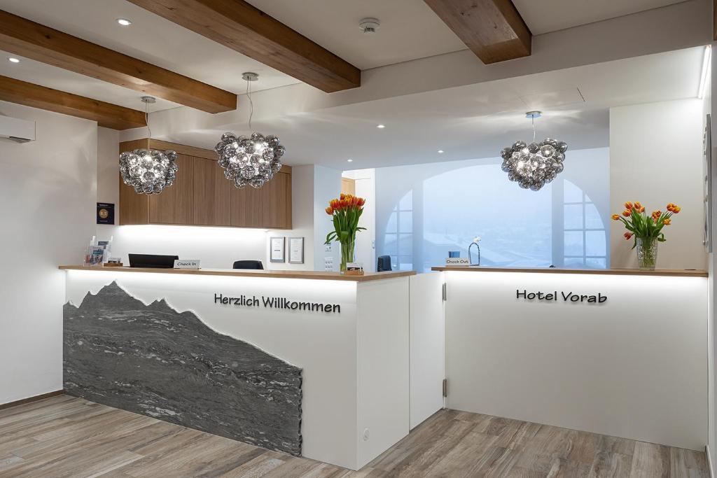 Vstupní hala nebo recepce v ubytování Hotel Vorab - Kulinarische Vielfalt