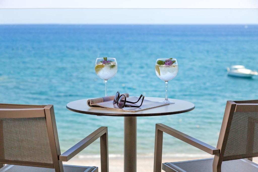 Amada Colossos Resort - 8