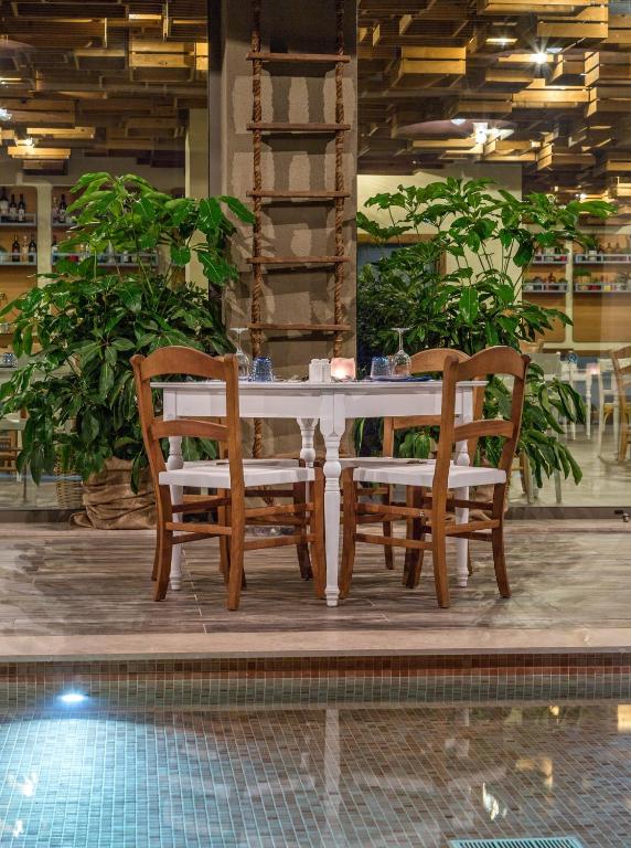 Bazén v ubytování Amada Colossos Resort nebo v jeho okolí