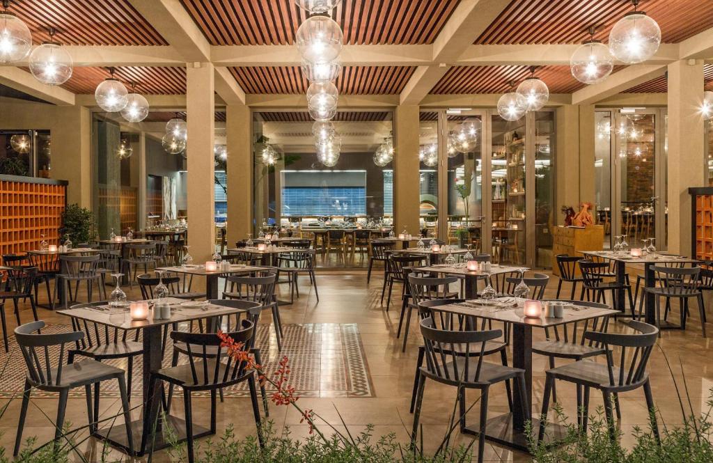 Restaurace v ubytování Amada Colossos Resort