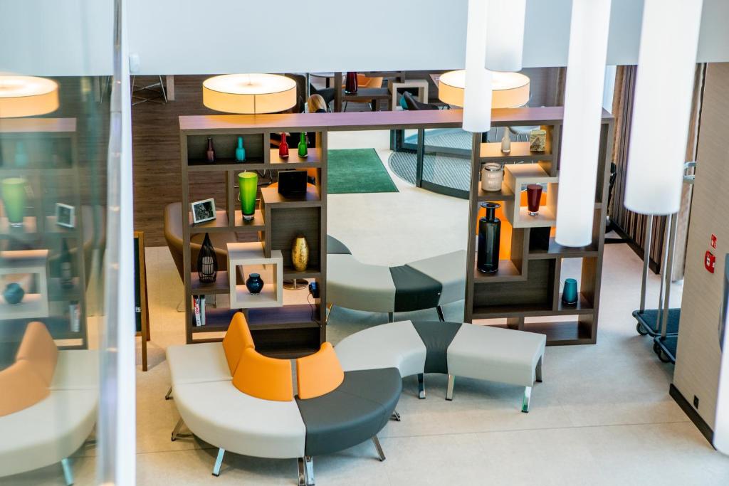 Posedenie v ubytovaní Holiday Inn Dąbrowa Górnicza-Katowice by IHG