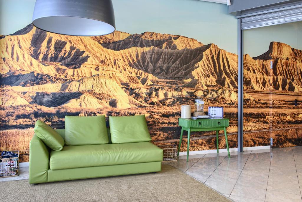 Nespecifikovaný výhled na hory nebo výhled na hory při pohledu z hotelu