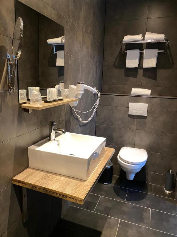 Camp-Inn Hotel - Resim 18