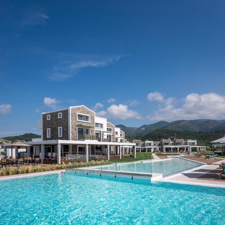 Bassein majutusasutuses Thalassa Suites või selle lähedal