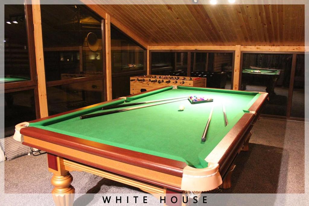 White House - Villa