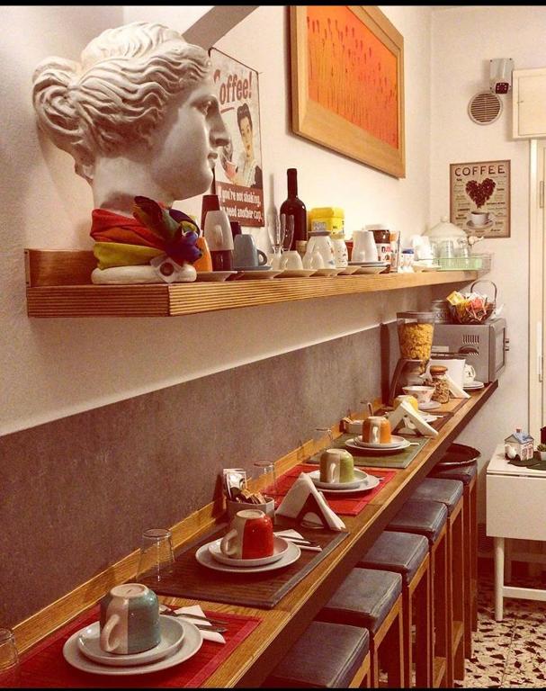 Jedlo v ubytovaní bed & breakfast alebo blízkom okolí