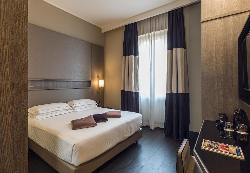 Rome Life Hotel - Resim 8
