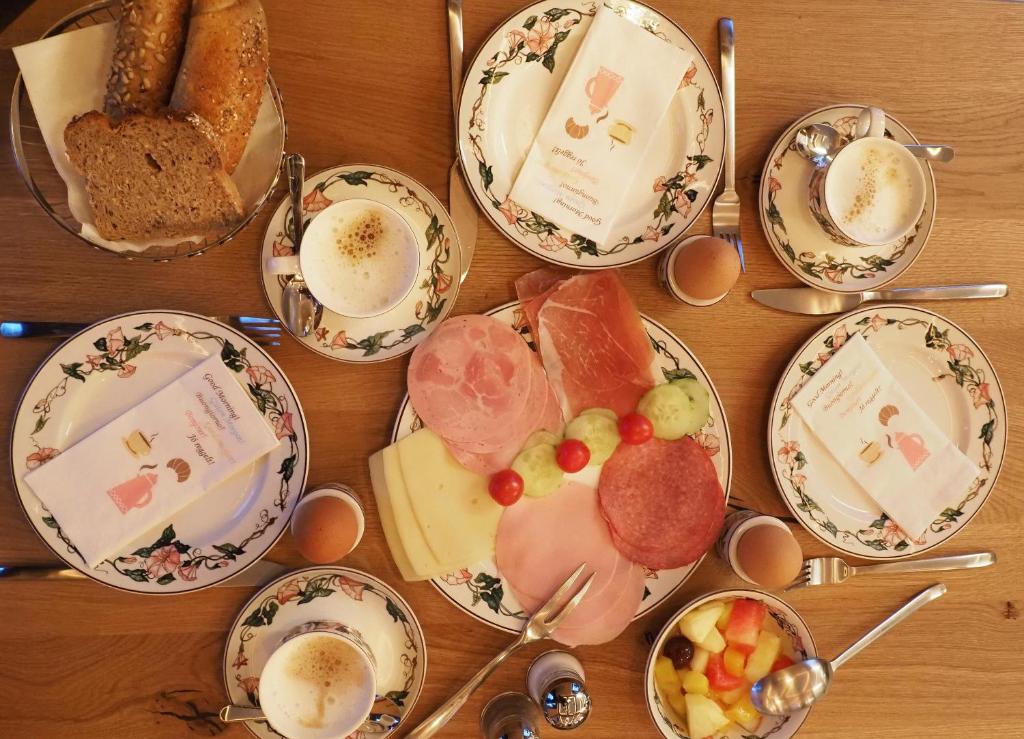 Étkezési lehetőség a vendégházban vagy a közelben