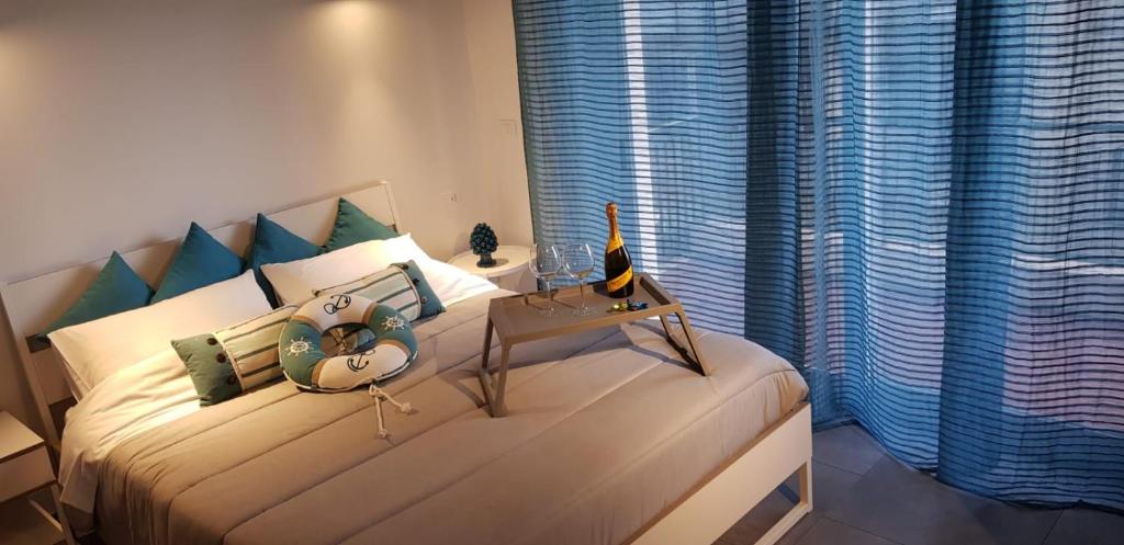 LA FINESTRA SUL PORTO - 6