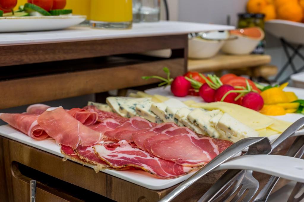 Cibo presso l'affittacamere o nelle vicinanze