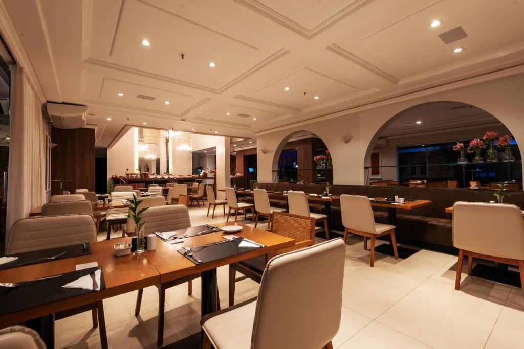  Radisson Hotel Anápolis