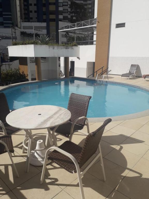  Quarto e sala com Varanda