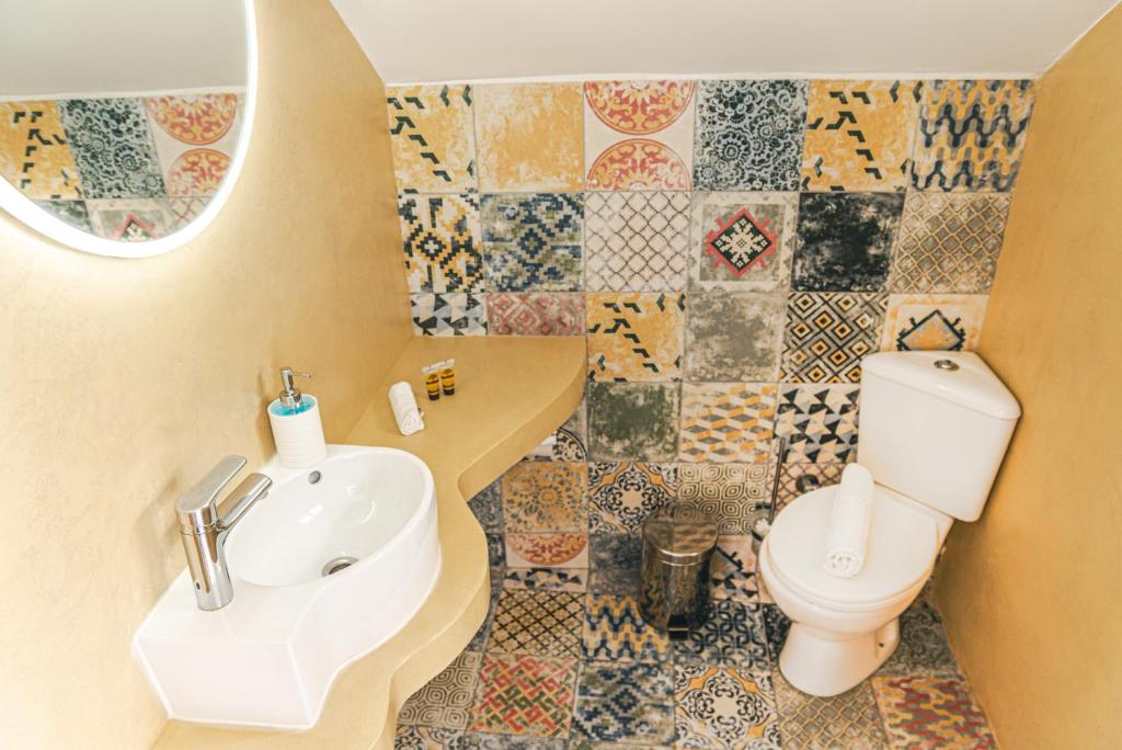 Vannituba majutusasutuses Gigi Rooms