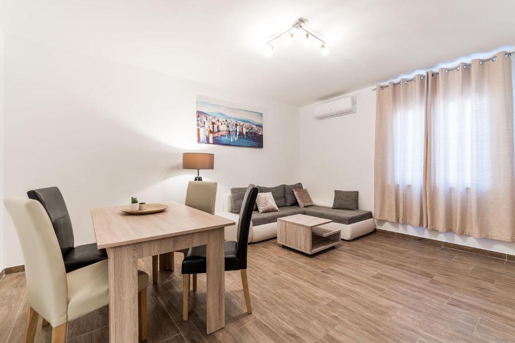 Posedenie v ubytovaní Apartment Visic's place