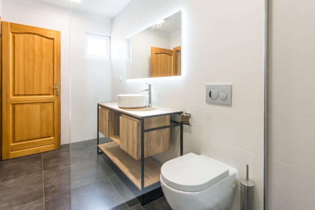 Kúpeľňa v ubytovaní Apartments Basilea