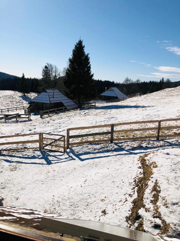 Mountain Lodge Suška Koča v zimě