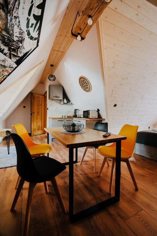 Kuchyňa alebo kuchynka v ubytovaní Apartamenty Oliwia