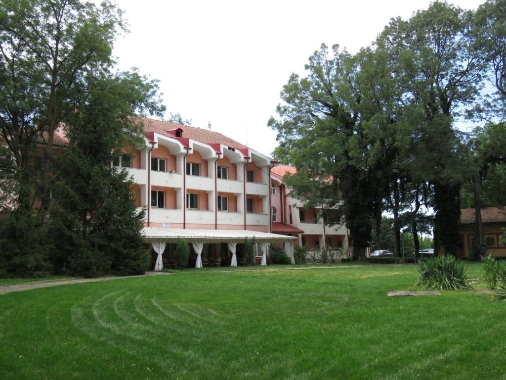 Zahrada ubytování Hotel Turist Beharca