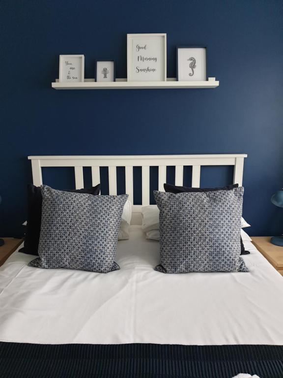 Krevet ili kreveti u jedinici u objektu Seaside House Broadstairs by the Beach with Parking