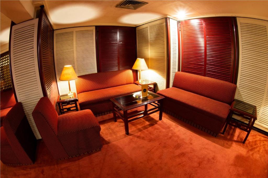 Posezení v ubytování Aracan Eatabe Luxor Hotel