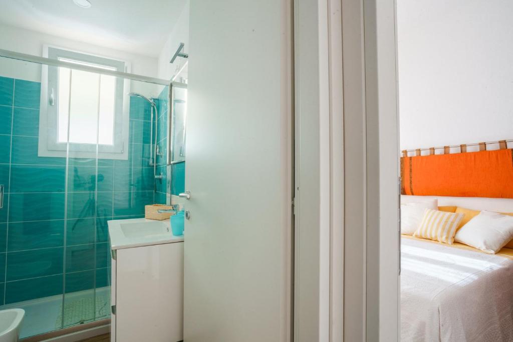 Koupelna v ubytování Holiday Home Alle Pavoncelle, indipendente con terrazzo di 60 mq