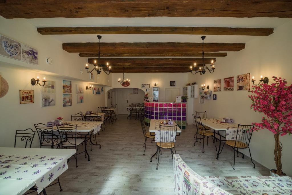 Restaurace v ubytování Penzion U Zámku