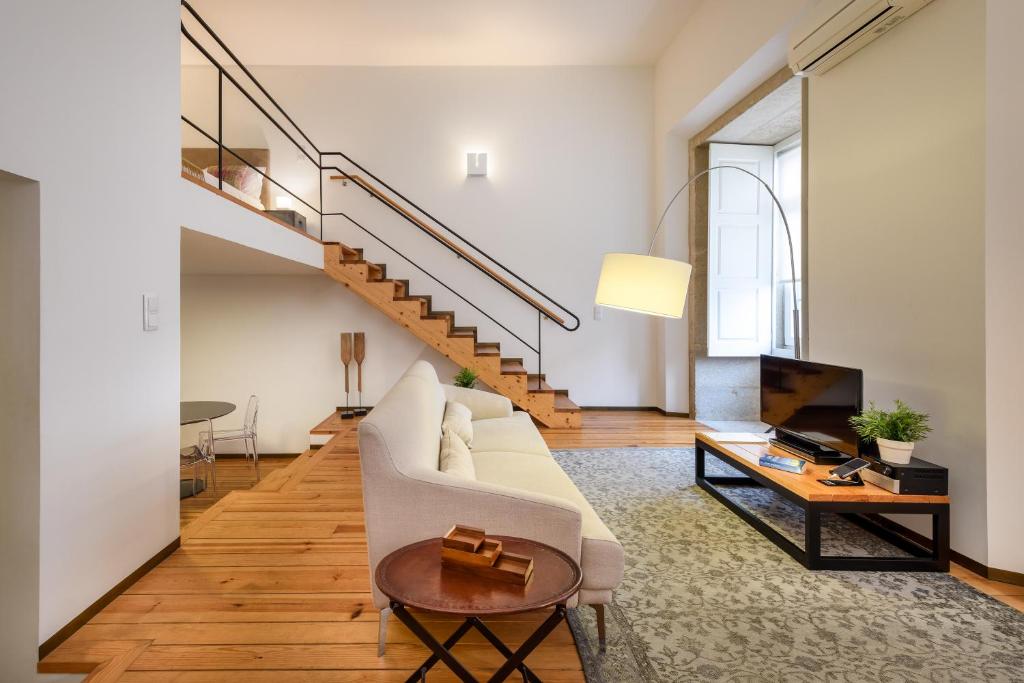 Condes de Azevedo Palace Apartments - Superior Studio