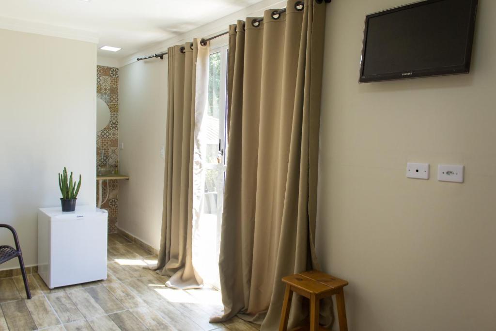  Suíte Saíra Container