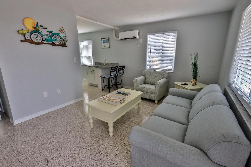 Ocean Eleven Suites photo