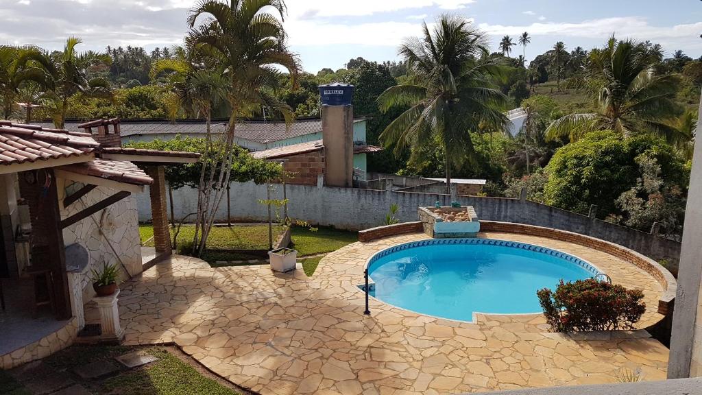  Sítio com piscina