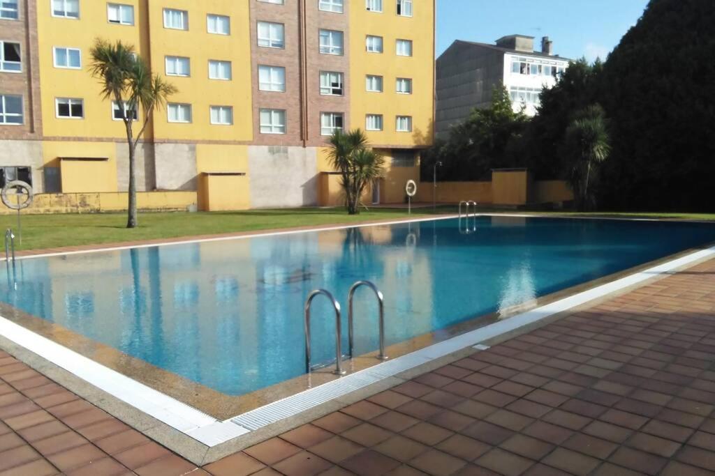 Swimming pool sa o malapit sa APARTAMENTO EN A ESTRADA/GALICIA