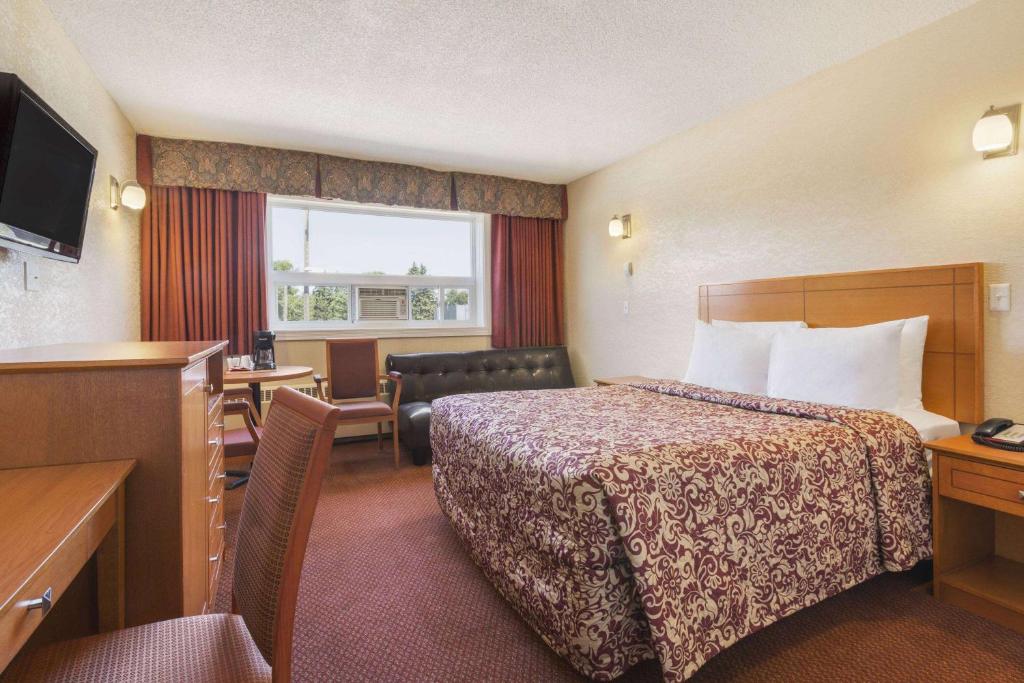 Travelodge by Wyndham Edmonton East - Resim 33