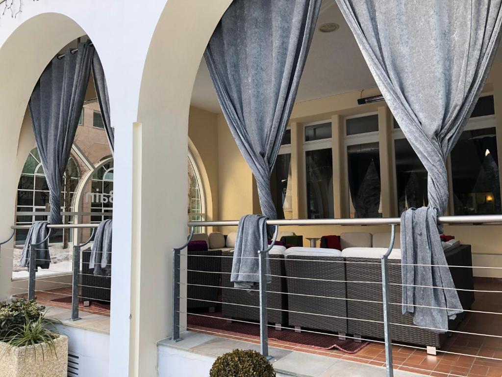 Thermal Hotels & Walliser Alpentherme Leukerbad - Resim 27