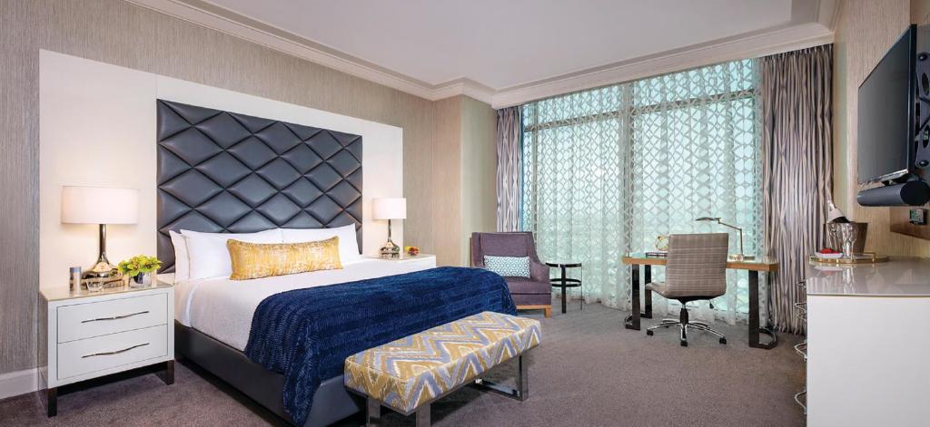 Mandalay Bay Resort And Casino, Las Vegas: $55 Room Prices & Reviews