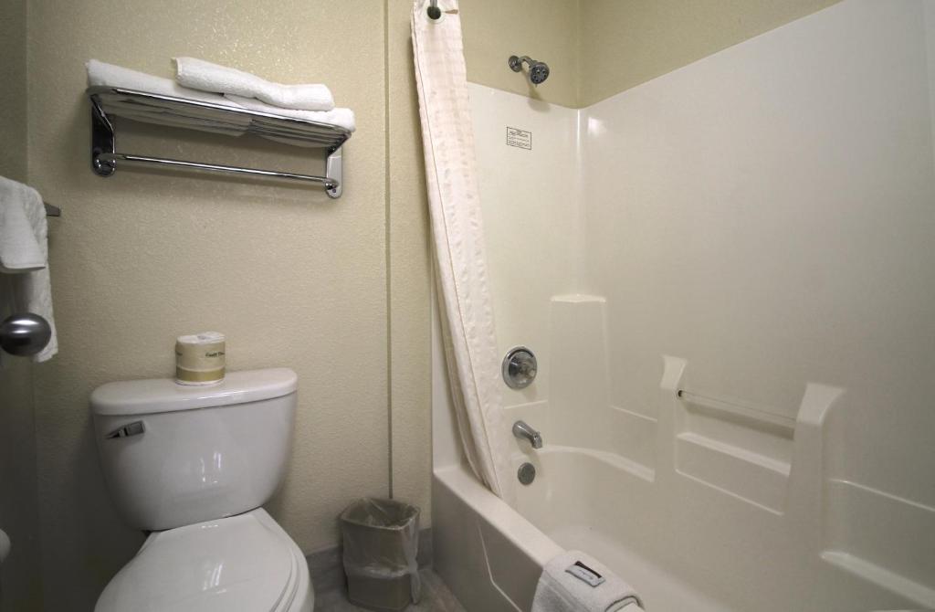 Geneva Motel Inn - 