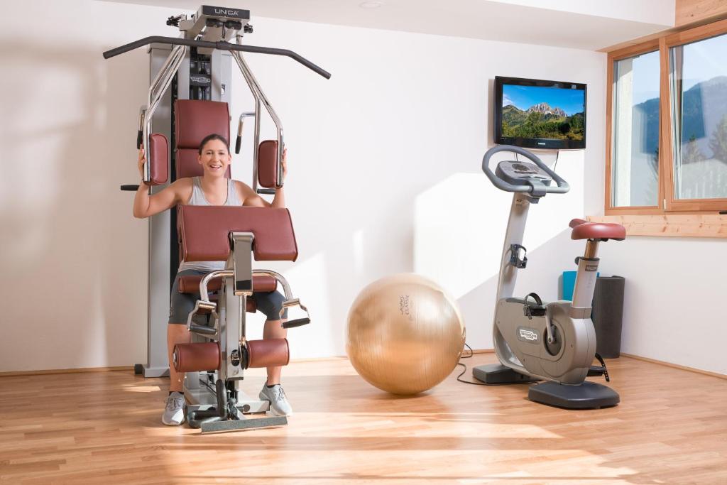 Fitness centrum a/nebo fitness zařízení v ubytování RAMSI euer Familienhotel