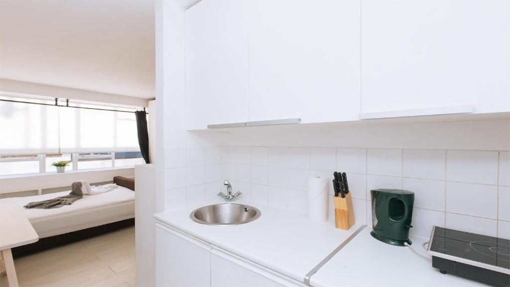 Studio Flat at Paddington Central London Zone 1 - Appartement D'une Chambre