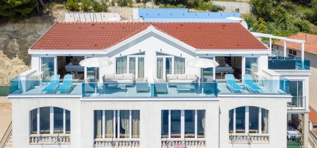 Budova, v ktorej sa apartmán nachádza