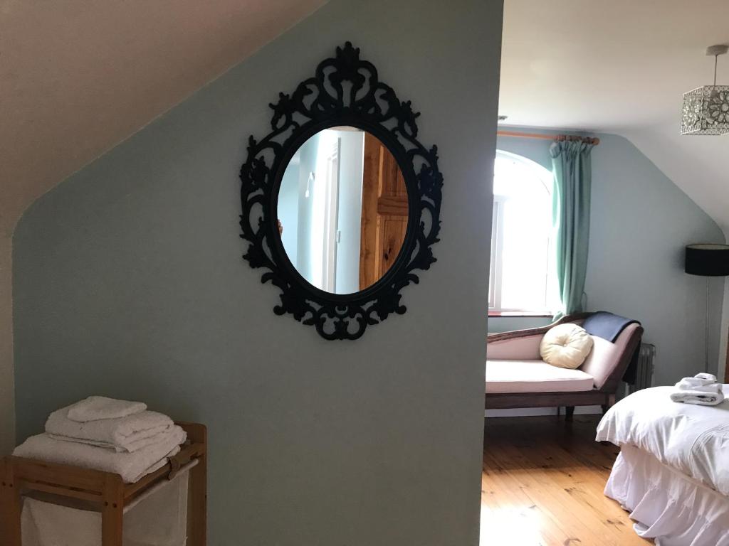 Rose of the Sea - Deluxe Double Room With Side Sea View