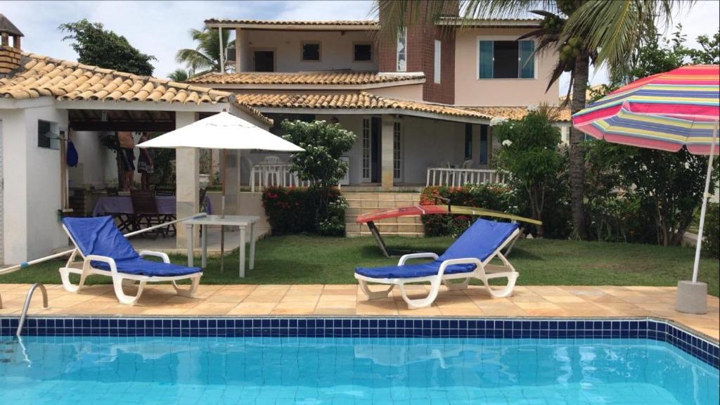 Bazén v ubytování Condomínio Parque de jacuipe nebo v jeho okolí