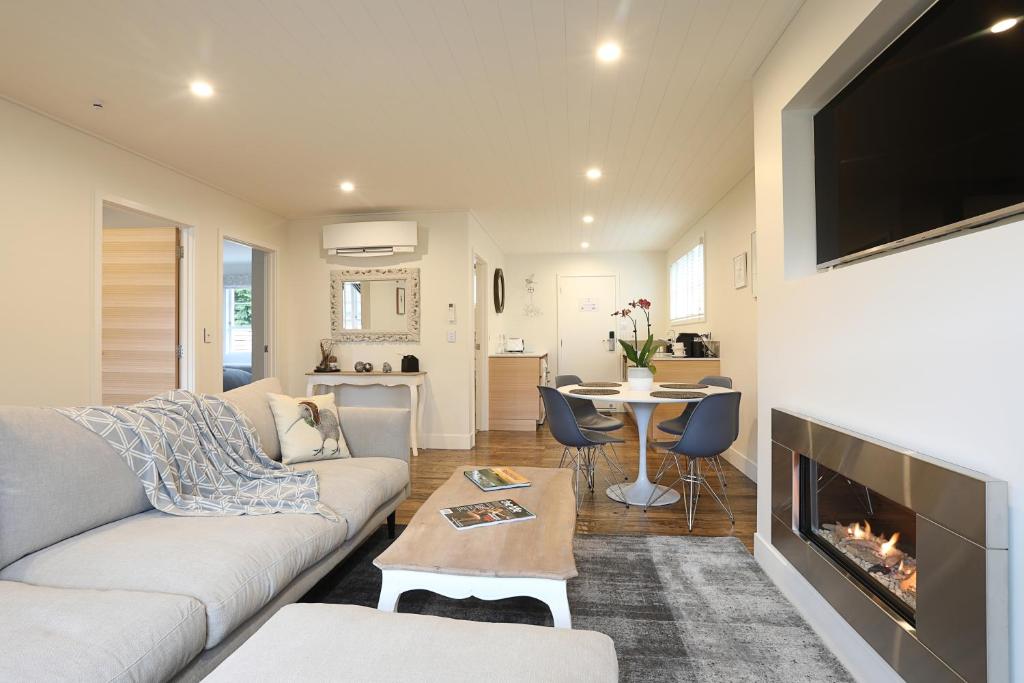 The Lodges At Transport World - Resim 8