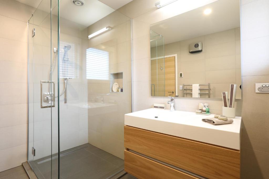 The Lodges At Transport World - Resim 7