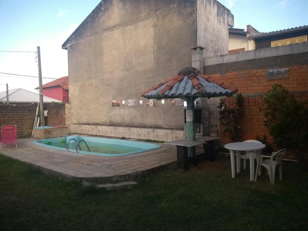  CASA BEIRA MAR ACOMODA 15 PESSOAS COM PISCINA