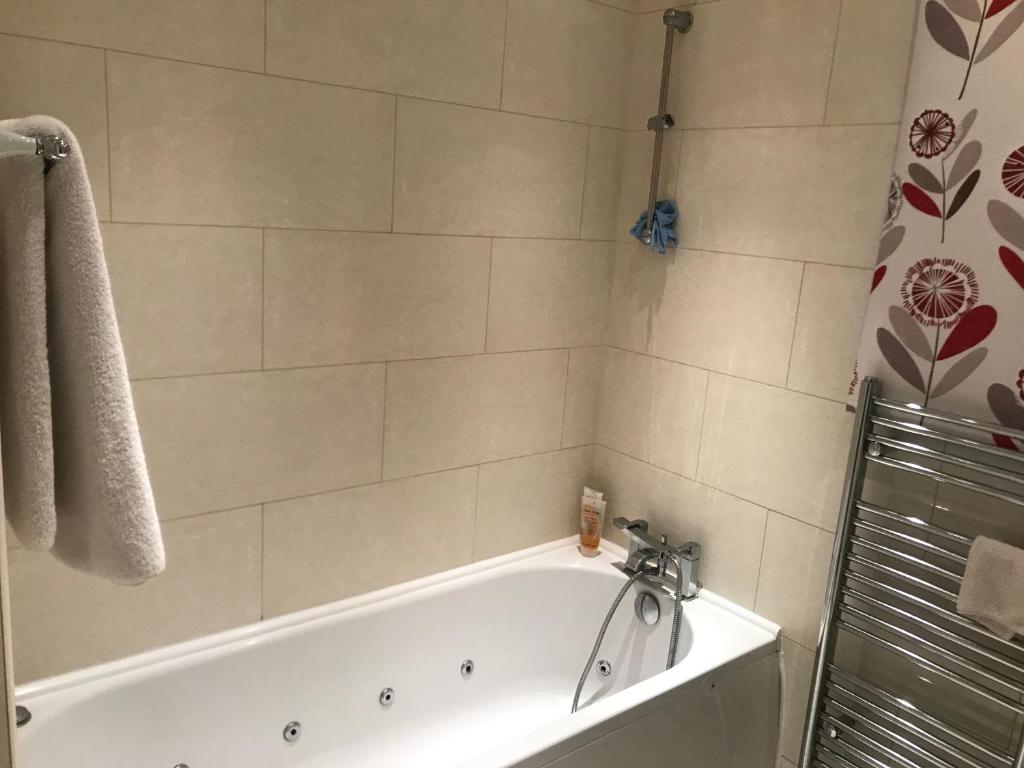Bright Balham Apartment