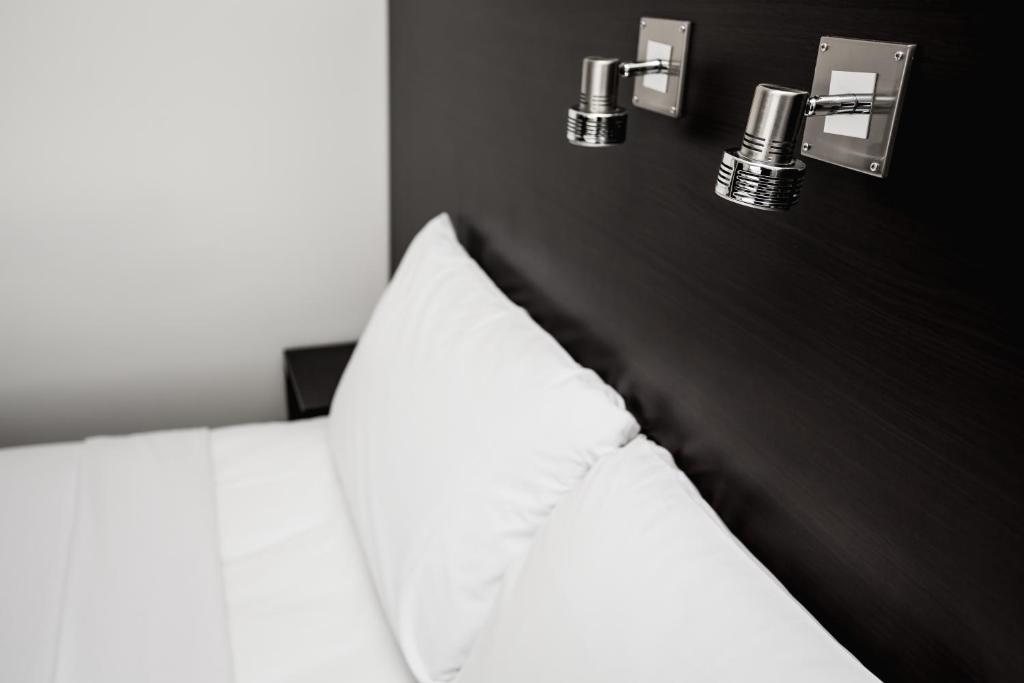 St Ives Apartments - Resim 17