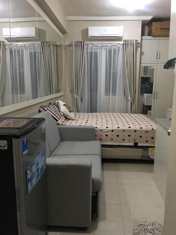 Green Pramuka City Studio Full Furnished by Vika 2