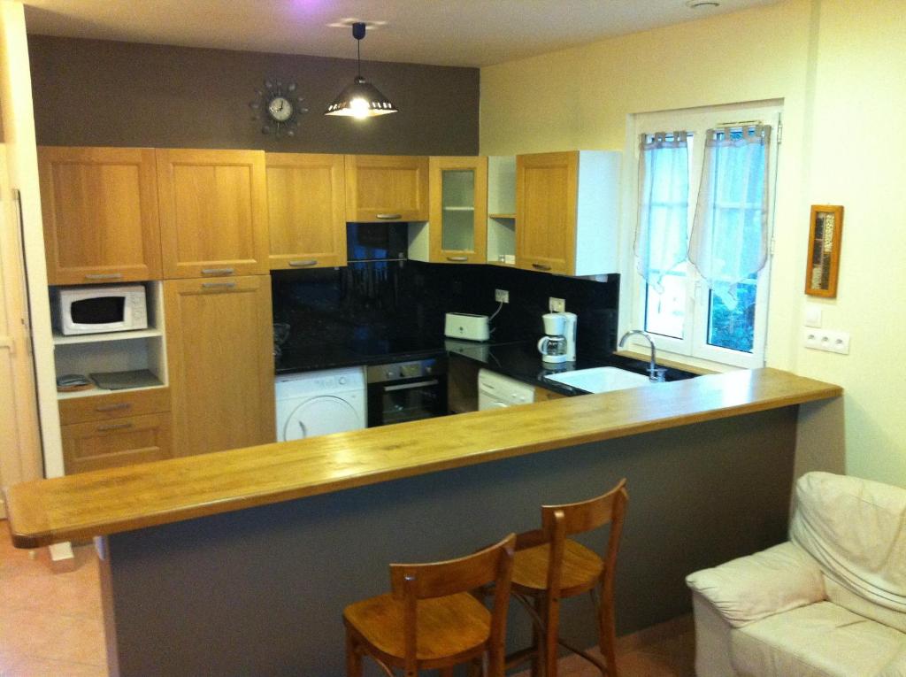 Gîtes De Saint Rémy - Ferienhaus Clovis