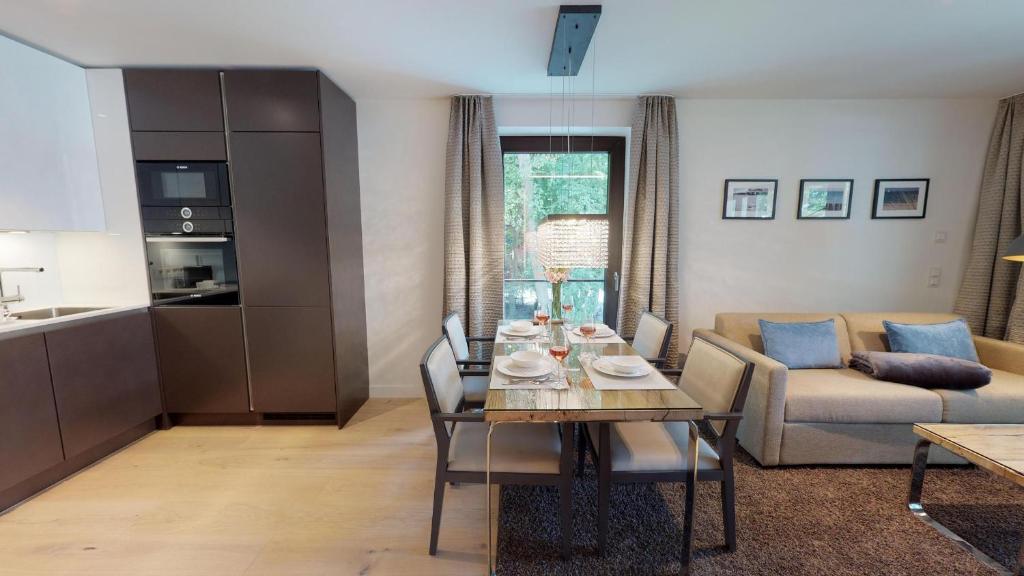 Kuchyň nebo kuchyňský kout v ubytování White Pearl Apartment 1.08
