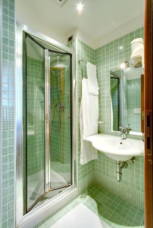 Hotel Corot - Resim 21