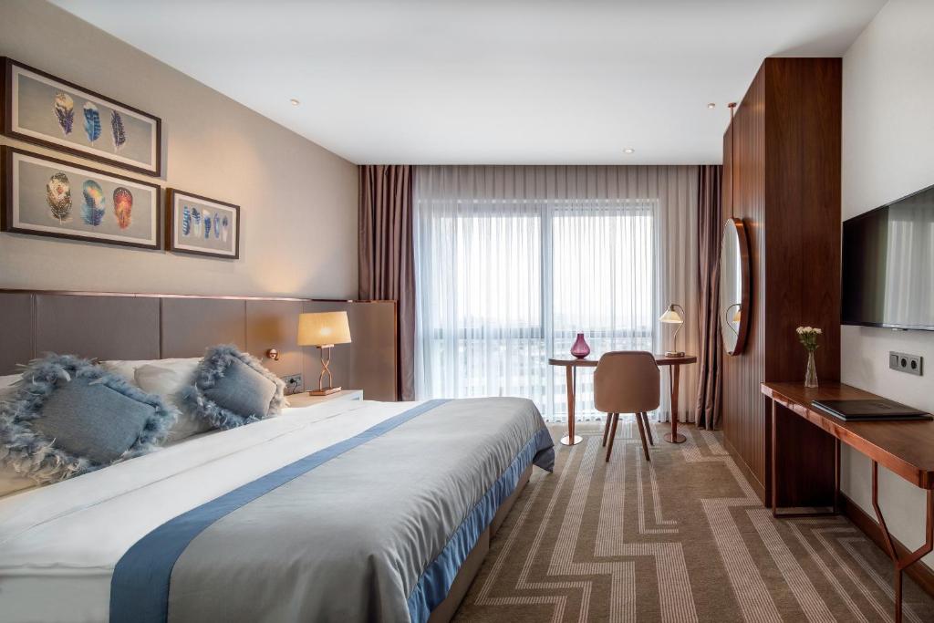 Lionel Hotel Istanbul - Superior Double Or Twin Room With Extra Bed